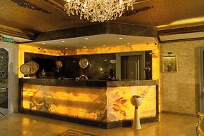 FIVE DIAMONDS HOTEL