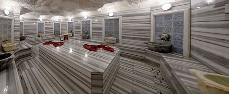 FIVE DIAMONDS HOTEL