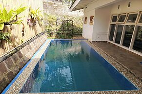 Surga Family House