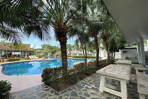 Baan Sanuan Resort