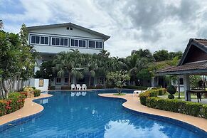 Baan Sanuan Resort