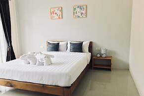 Snooze Inn Phuket