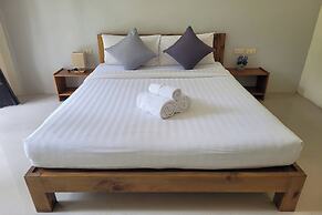 Snooze Inn Phuket