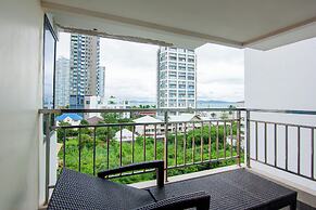 Golden Jomtien Beach Hotel