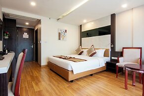 Golden Jomtien Beach Hotel