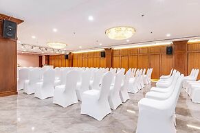 Golden Jomtien Beach Hotel