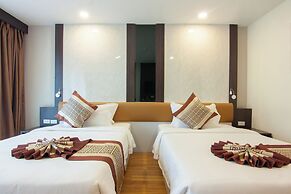 Golden Jomtien Beach Hotel