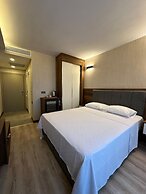 Erom Otel