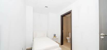 Superior 3BR plus Maid with Burj Khalifa View