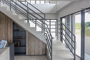 Hotel O cikarang Serviced apartment at Riverdale