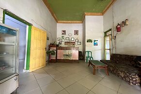 Hotel O Kost Btnompo Near SDI Bontosallang