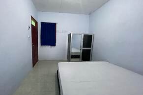 Hotel O Kost Btnompo Near SDI Bontosallang