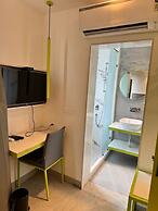Hotel Le Roi Express Karol Bagh