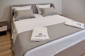 Montflux Hotel
