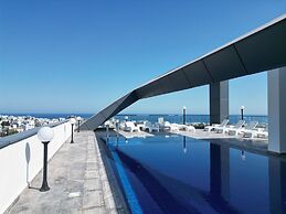 Nurel Shark Residence
