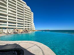 3BR Ground Floor Condo With Direct Pool Access