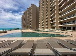 3BR Ground Floor Condo With Direct Pool Access