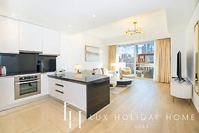 LUX The JW Marina Suite 2