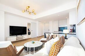 LUX The JW Marina Suite 2