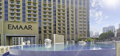 LUX The JW Marina Suite 2