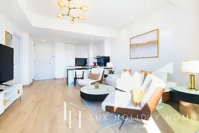 LUX The JW Marina Suite 2