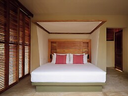 Cocolia Hotel