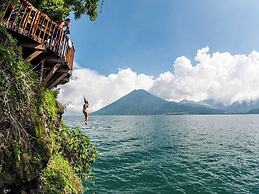 Fuego Atitlan Eco-Hotel