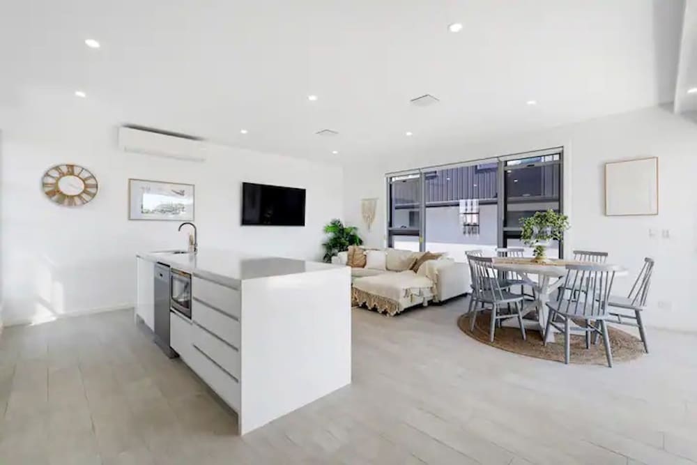 Oceanviews on Pearl