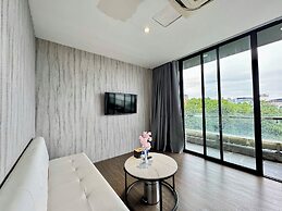 Moon West Lake Residence