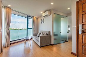 Moon West Lake Residence