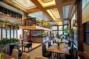 The Isabelle Hotel