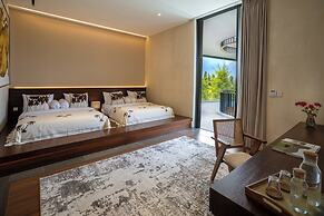Akashi Residence