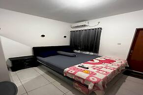 Hotel O Flamboyan Harapan Indah