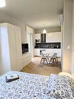 Monza Apartments