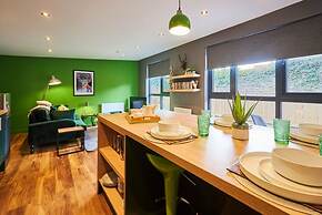 Host Stay Forest Green Lodge