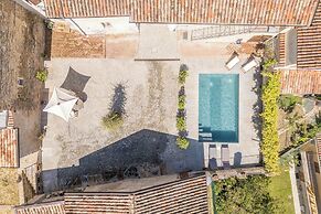 Arpusè Relax nelle Langhe Barolo with Pool