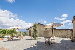 Arpusè Relax nelle Langhe Barolo with Pool