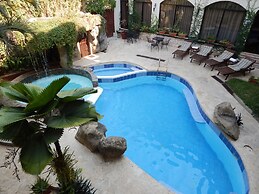 Quinta Maya Hotel