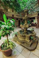 Quinta Maya Hotel