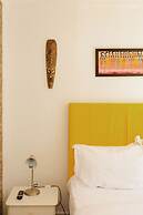 Caline VIP Mews
