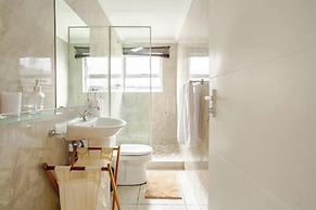 Caline VIP Mews