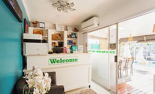 Caline VIP Mews