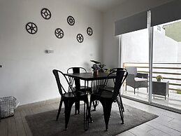 Las Mariposas Mini Suites