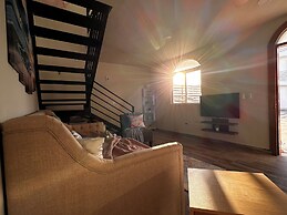 Las Mariposas Mini Suites
