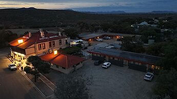 Hawker Hotel Motel