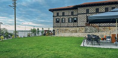 Kastel Konak Hotel