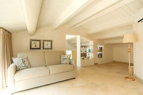 Marina Homes Suite in Syracuse