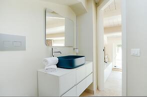 Marina Homes Suite in Syracuse