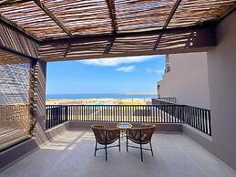 Sentido Naga Bay