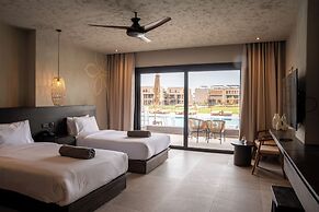 Sentido Naga Bay